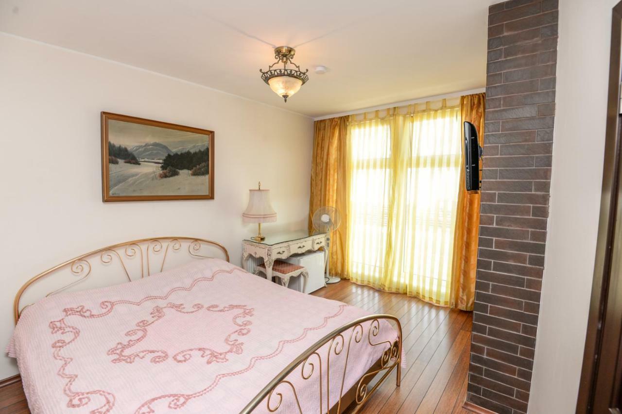 Columba Livia Guesthouse Palanga Exterior foto